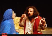 سوسوی خاکستری یک ستاره سبز