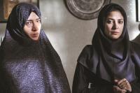 طناز طباطبایی و پانته آ پناهی ها در نمایی از فیلم اروند