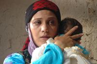 شبنم مقدمی در نمایی از فیلم « فرزند خاک»