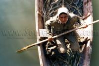 لادن مستوفی در نمایی از فیلم شب بخیر فرمانده